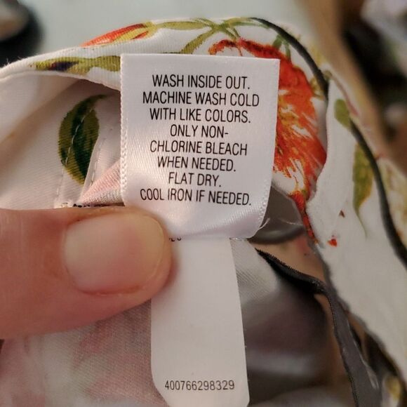 Disney Alice in Wonderland Through The Looking Glass Floral Print Women's Pants - Picture 13 of 13